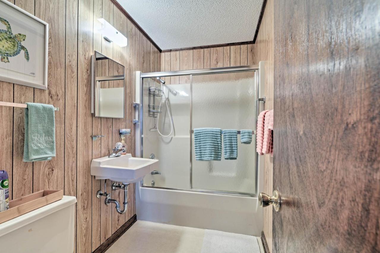 Pet-Friendly Second Row House Steps To Beach! ホールデン・ビーチ エクステリア 写真
