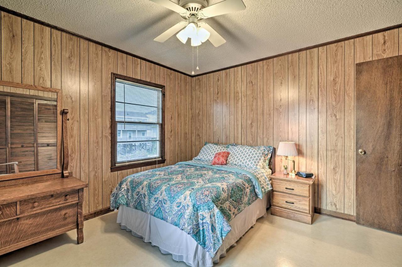 Pet-Friendly Second Row House Steps To Beach! ホールデン・ビーチ エクステリア 写真